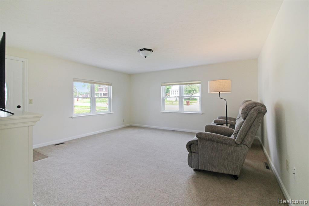 220 E GRAND RIVER Road, Webberville, MI 48892 — Photo 7