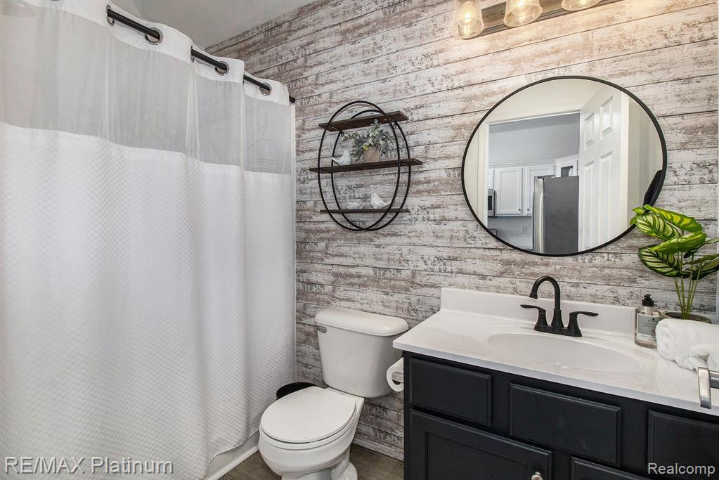 2160 KNOTTY PINE Trail, Howell, MI 48855 — Photo 11
