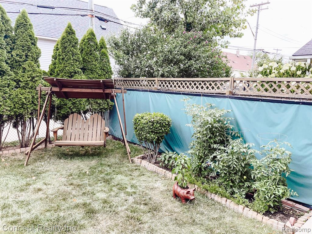 1433 18TH Street, Detroit, MI 48216 — Photo 22