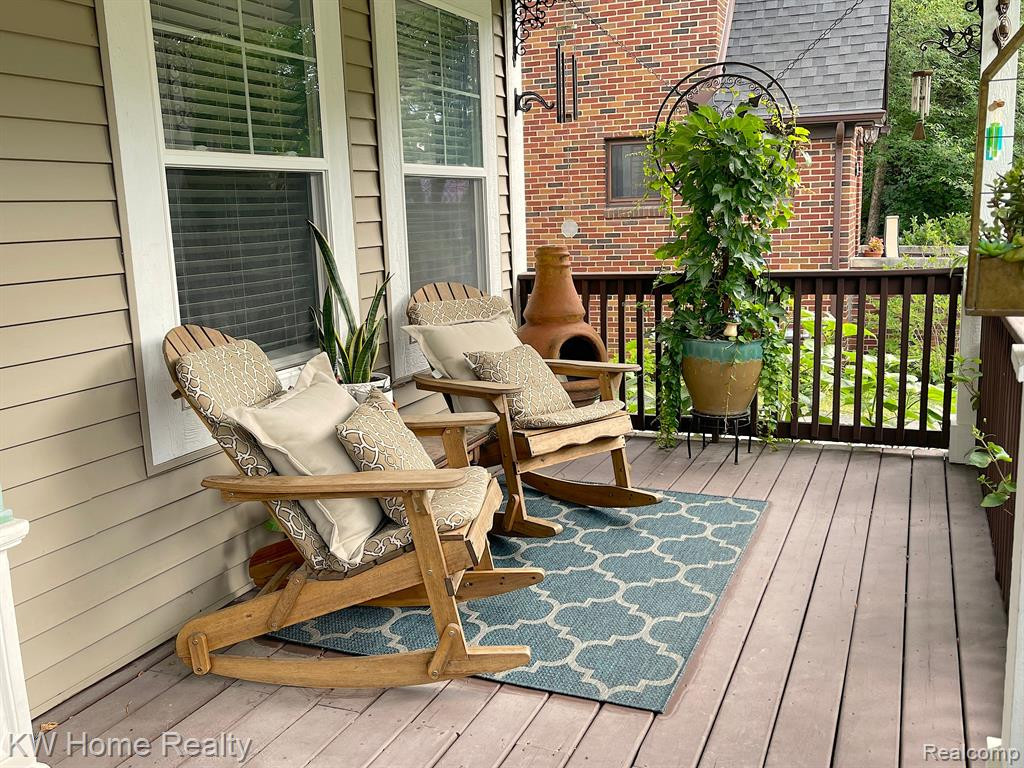 330 GLENWOOD Street, Ann Arbor, MI 48103 — Photo 3