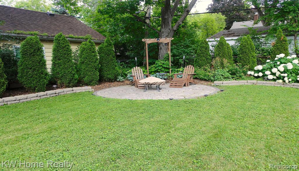330 GLENWOOD Street, Ann Arbor, MI 48103 — Photo 5