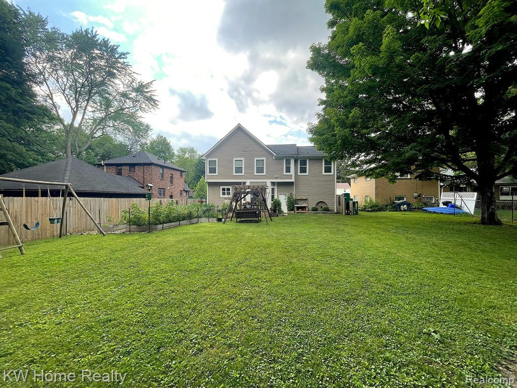 330 GLENWOOD Street, Ann Arbor, MI 48103 — Photo 6