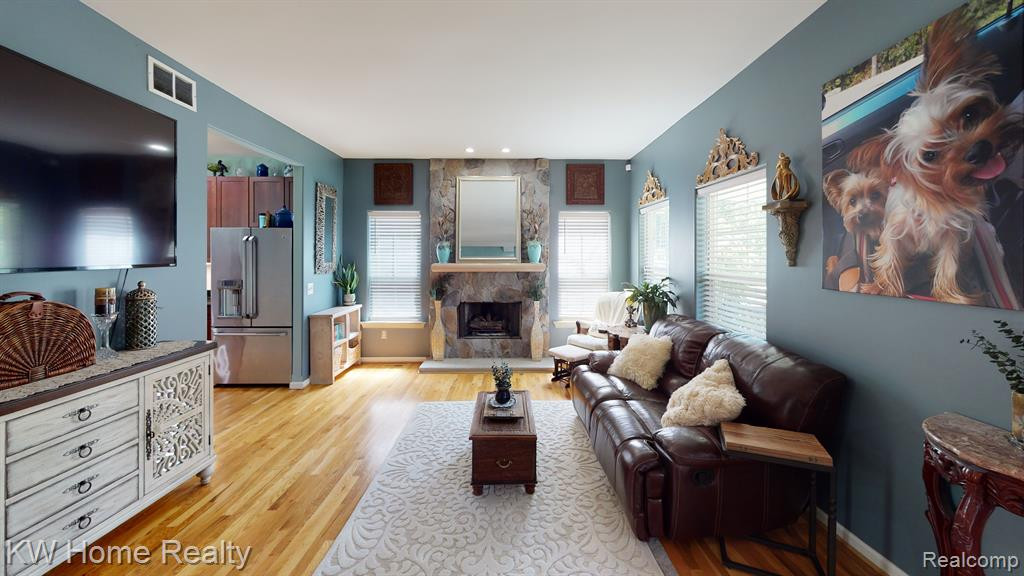 330 GLENWOOD Street, Ann Arbor, MI 48103 — Photo 14