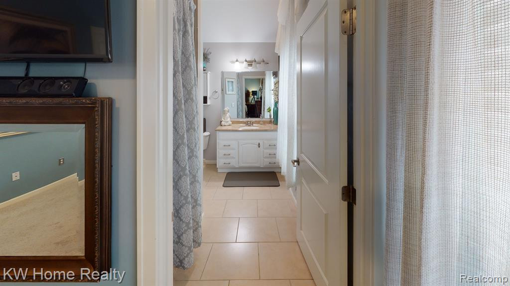 330 GLENWOOD Street, Ann Arbor, MI 48103 — Photo 23