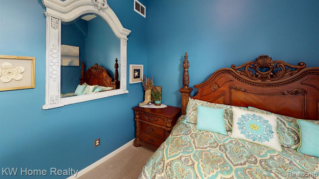 330 GLENWOOD Street, Ann Arbor, MI 48103 — Photo 35