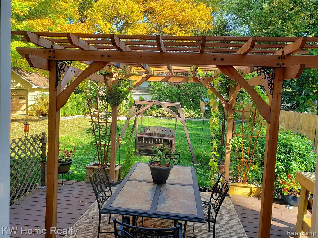 330 GLENWOOD Street, Ann Arbor, MI 48103 — Photo 43
