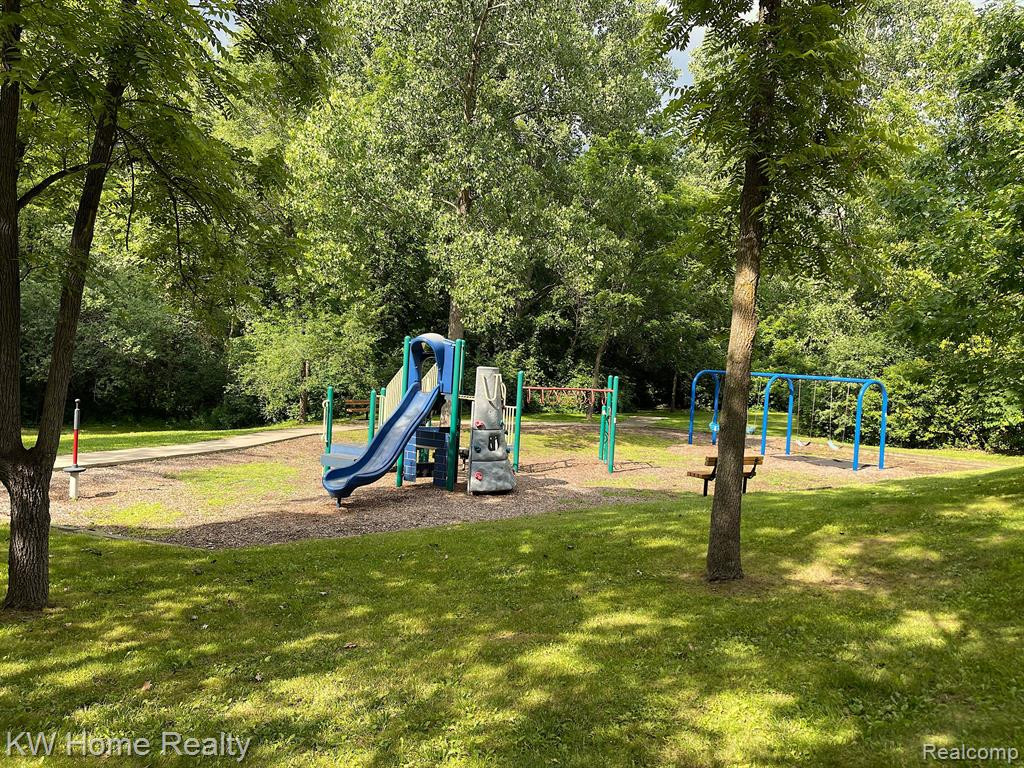 330 GLENWOOD Street, Ann Arbor, MI 48103 — Photo 54