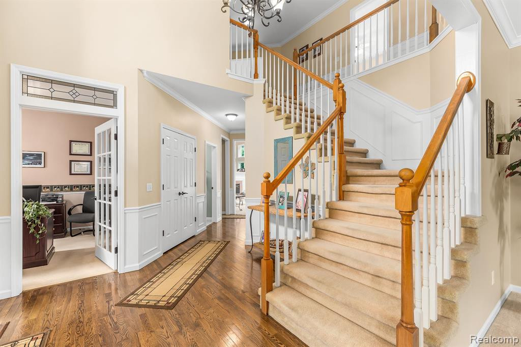 657 HIGHLANDS Drive, Canton, MI 48188 — Photo 7