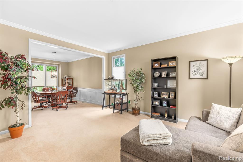 657 HIGHLANDS Drive, Canton, MI 48188 — Photo 11