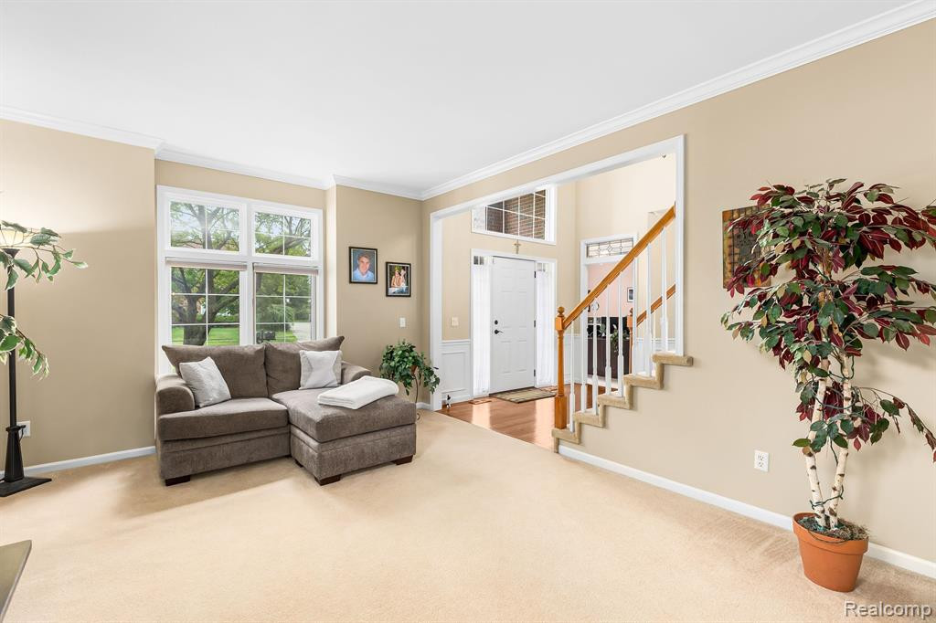 657 HIGHLANDS Drive, Canton, MI 48188 — Photo 12