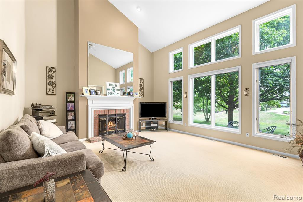 657 HIGHLANDS Drive, Canton, MI 48188 — Photo 19