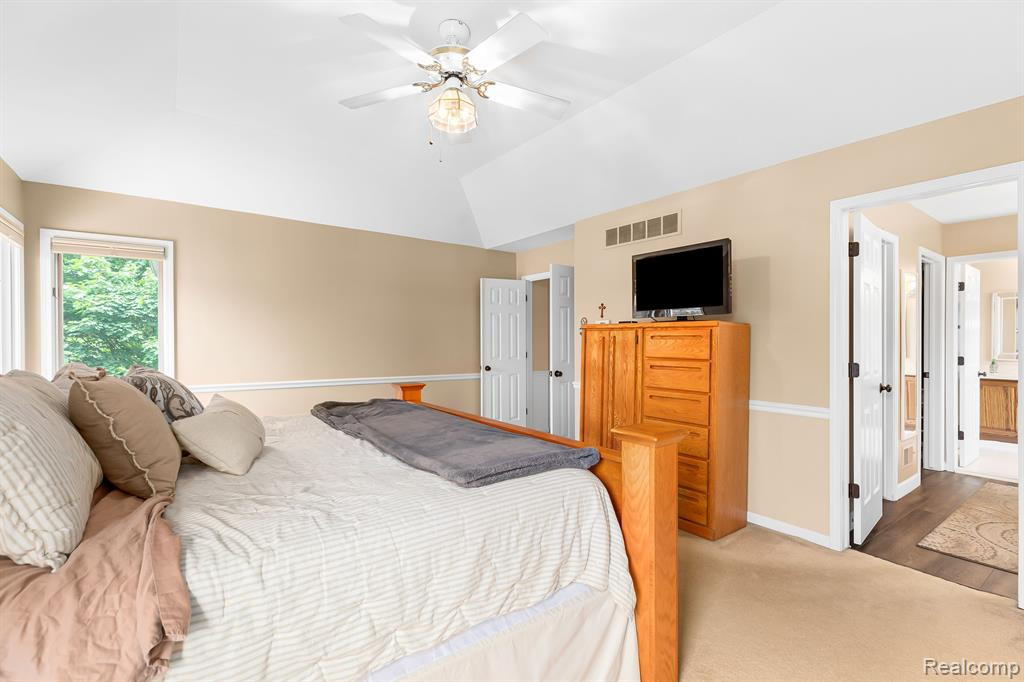 657 HIGHLANDS Drive, Canton, MI 48188 — Photo 28