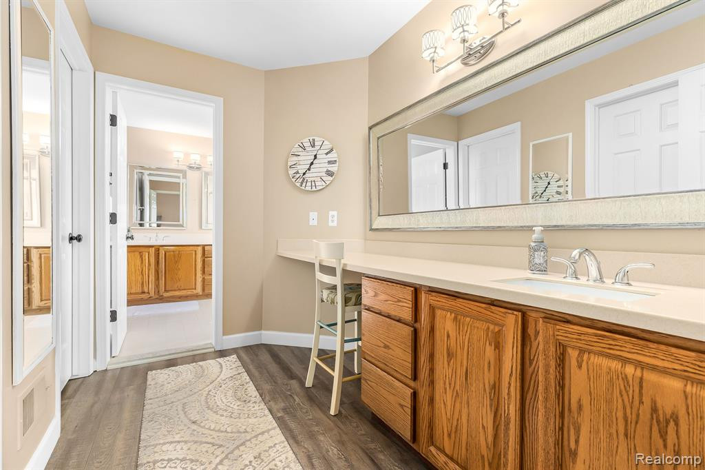 657 HIGHLANDS Drive, Canton, MI 48188 — Photo 29