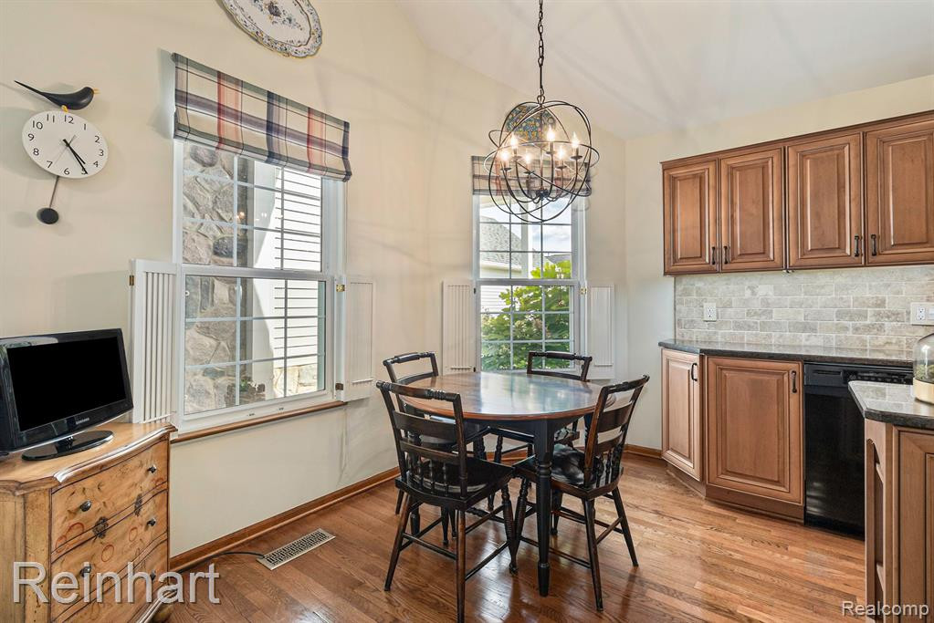 773 CHALLENGING Trail, South Lyon, MI 48178 — Photo 9