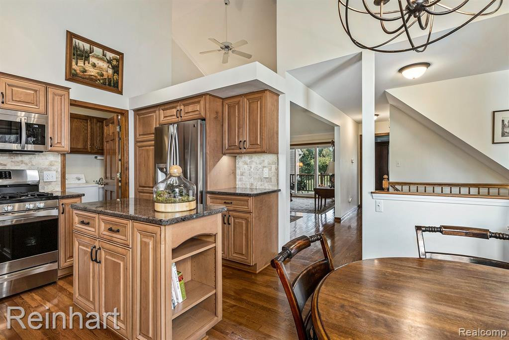 773 CHALLENGING Trail, South Lyon, MI 48178 — Photo 10