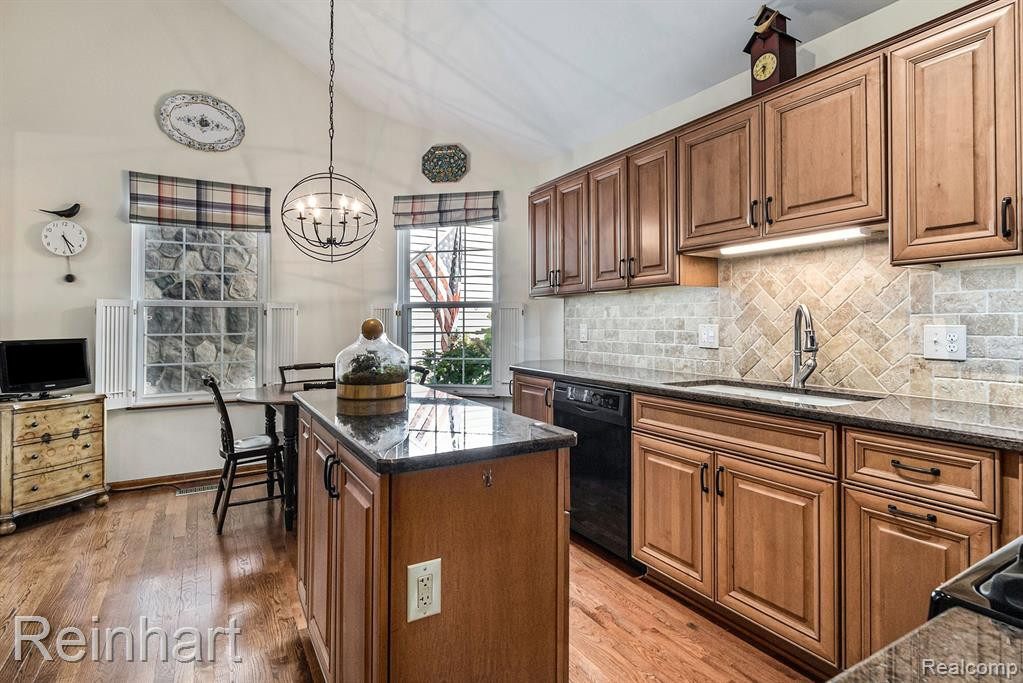 773 CHALLENGING Trail, South Lyon, MI 48178 — Photo 15