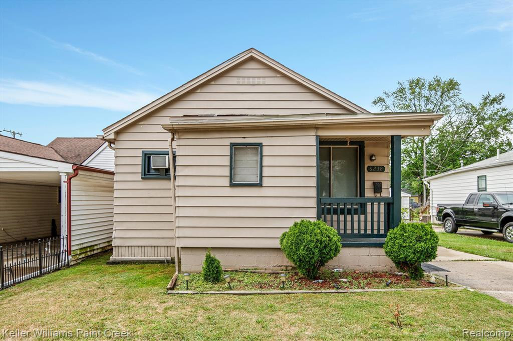 8238 CHALMERS Avenue, Warren, MI 48089 — Photo 23