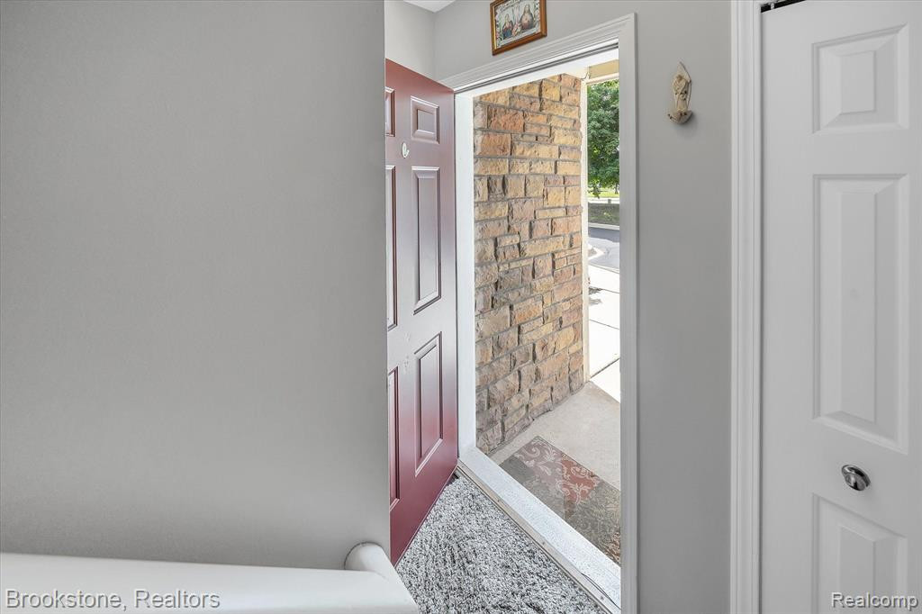 1107 BEAVER Run, Troy, MI 48083 — Photo 7