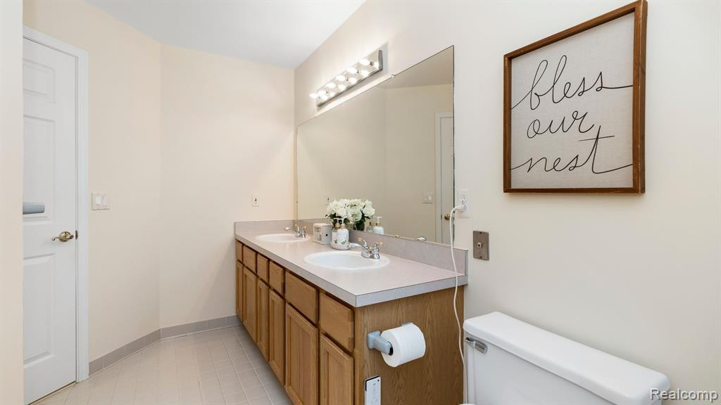 2039 TIBBITS Court, Ann Arbor, MI 48105 — Photo 35