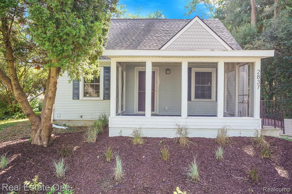 2837 ELMWOOD Street, Ann Arbor, MI 48104 — front exterior
