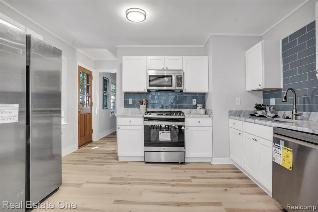 2837 ELMWOOD Street, Ann Arbor, MI 48104 — Photo 5