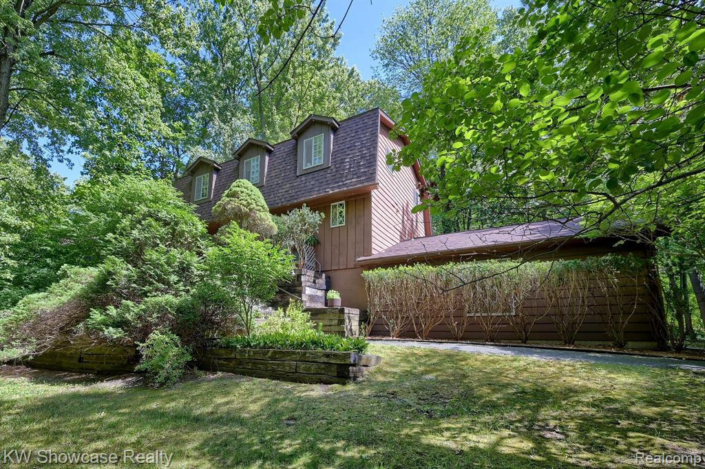 8840 MINNE WANNA Road, Clarkston, MI 48348 — Photo 2