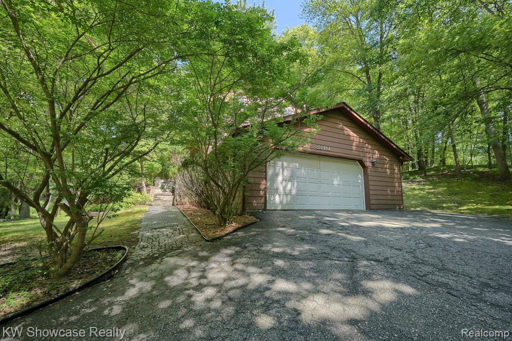 8840 MINNE WANNA Road, Clarkston, MI 48348 — Photo 33