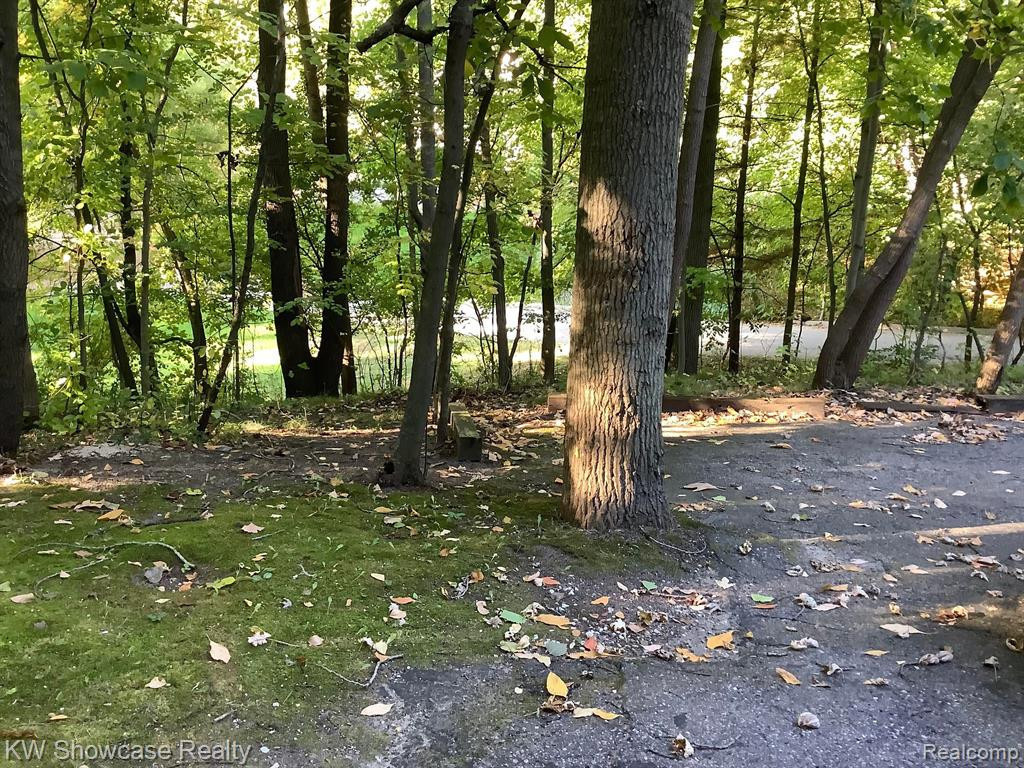 8840 MINNE WANNA Road, Clarkston, MI 48348 — Photo 37