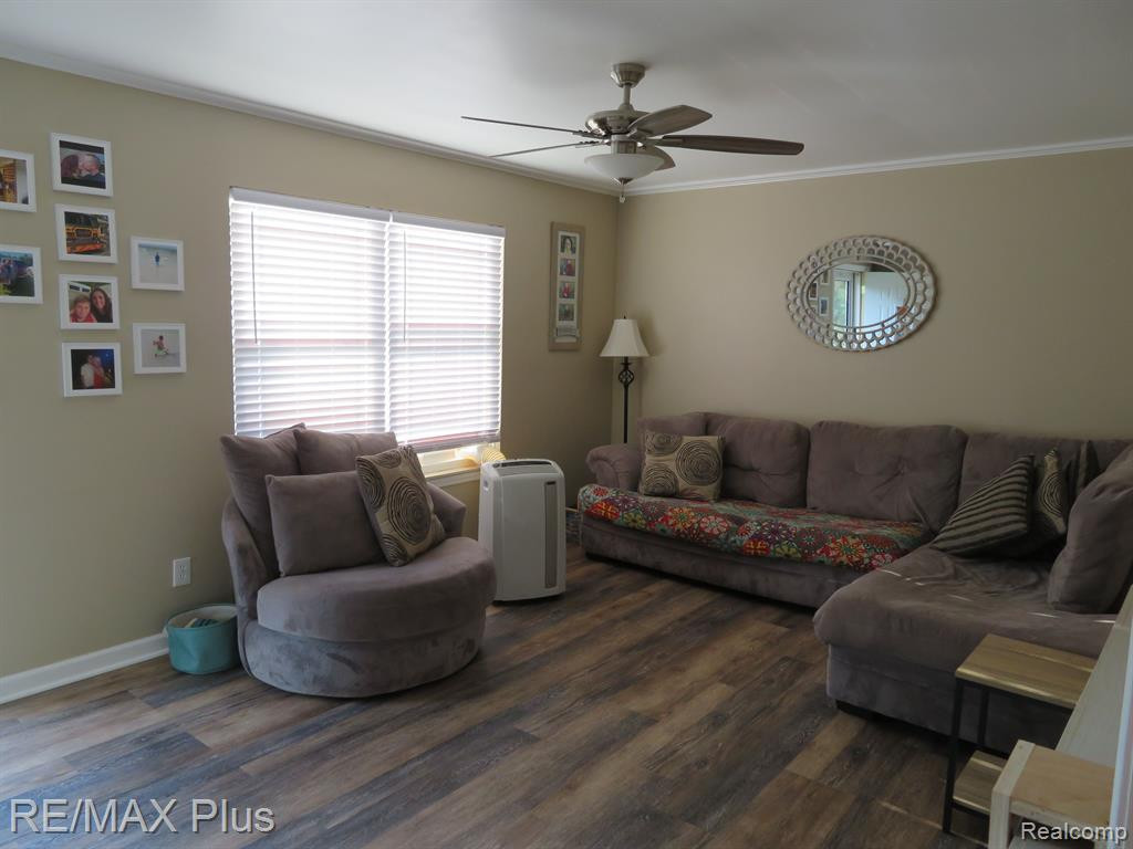 110 James Street, Ortonville, MI 48462 — Photo 7
