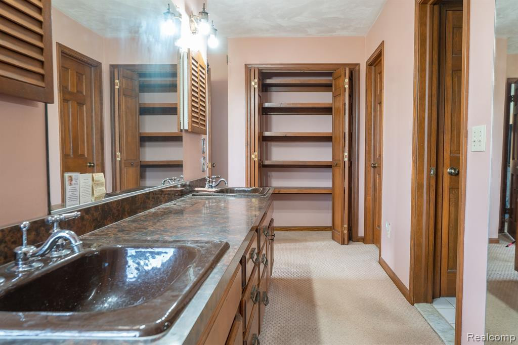 35 N M52, Webberville, MI 48892 — Photo 14