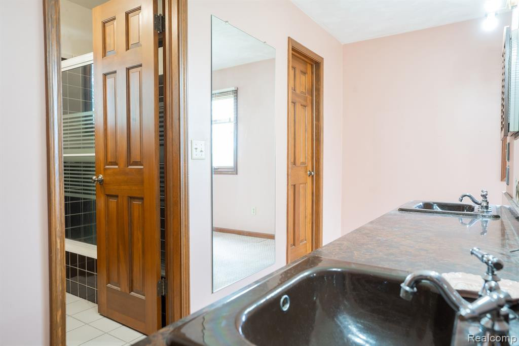 35 N M52, Webberville, MI 48892 — Photo 15