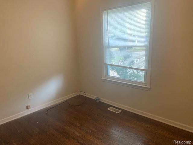 20565 NEGAUNEE, Redford, MI 48240 — Photo 5