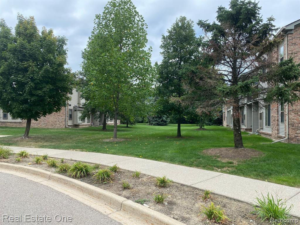 42764 LILLEY POINTE Drive, Canton, MI 48187 — Photo 29