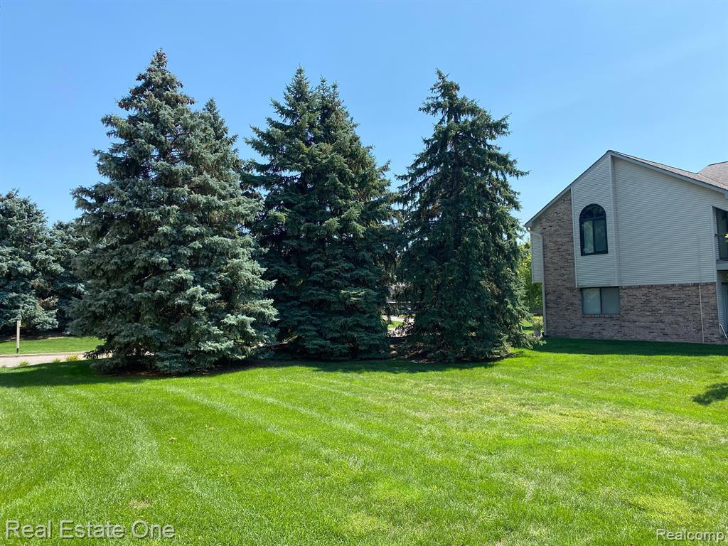 42764 LILLEY POINTE Drive, Canton, MI 48187 — Photo 31