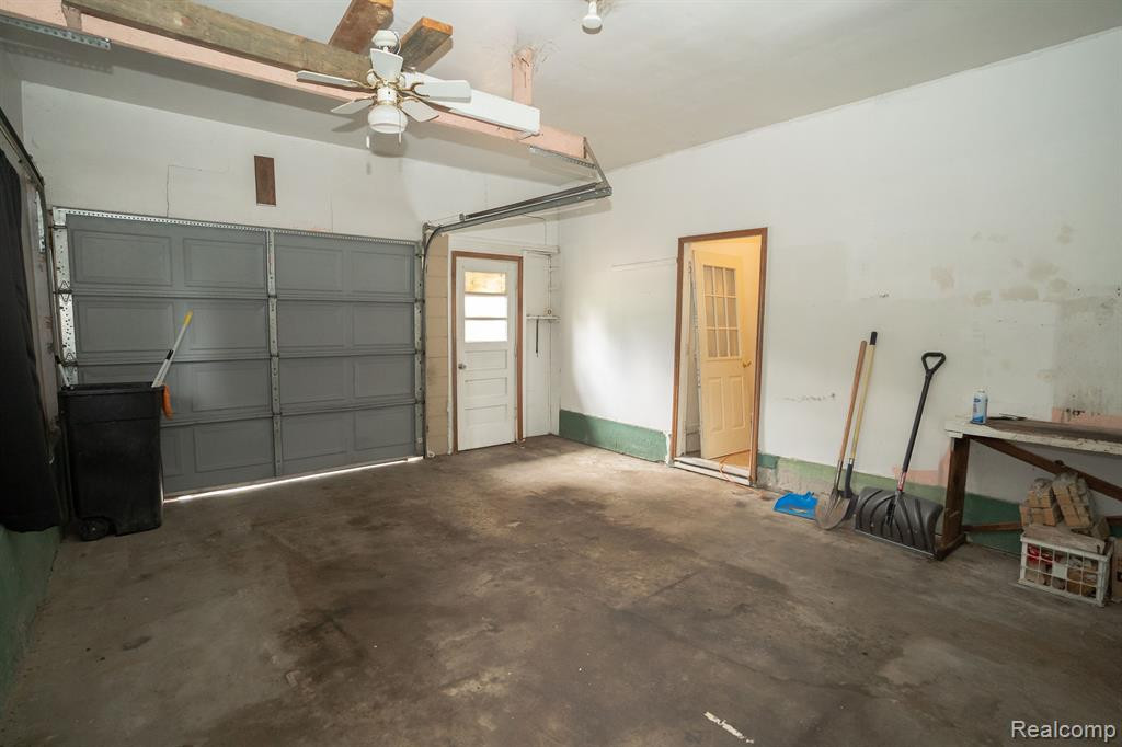 5122 W BRISTOL Road, Flint, MI 48507 — Photo 27