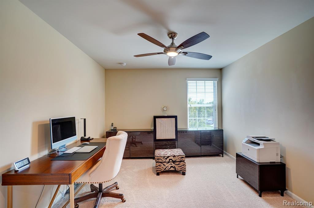 6074 TOPAZ Circle, Grand Blanc, MI 48439 — Photo 16