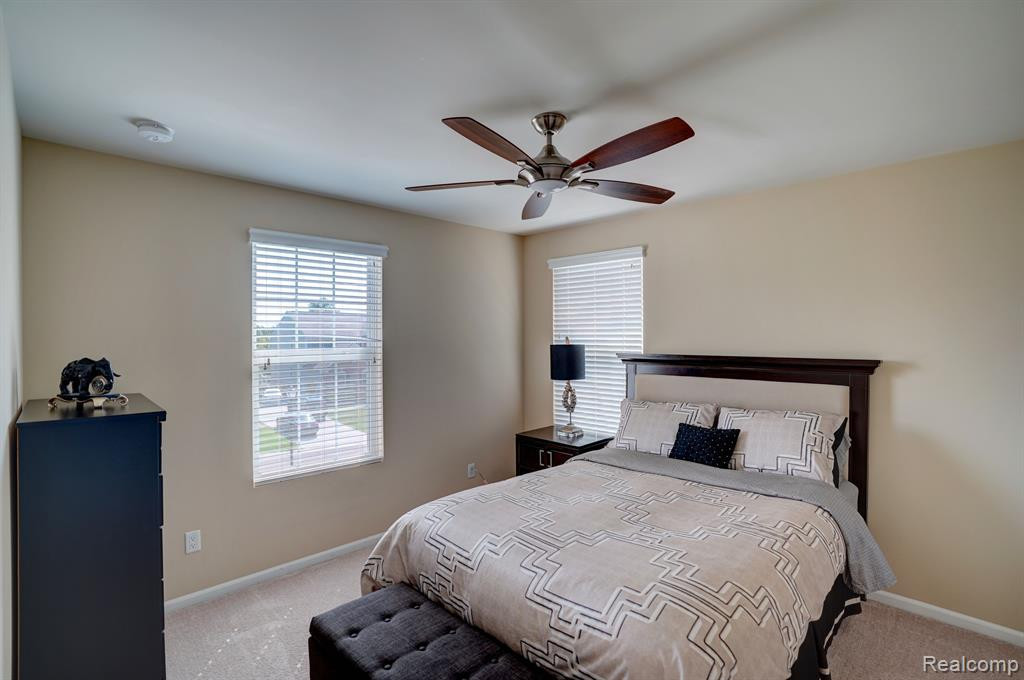 6074 TOPAZ Circle, Grand Blanc, MI 48439 — Photo 17