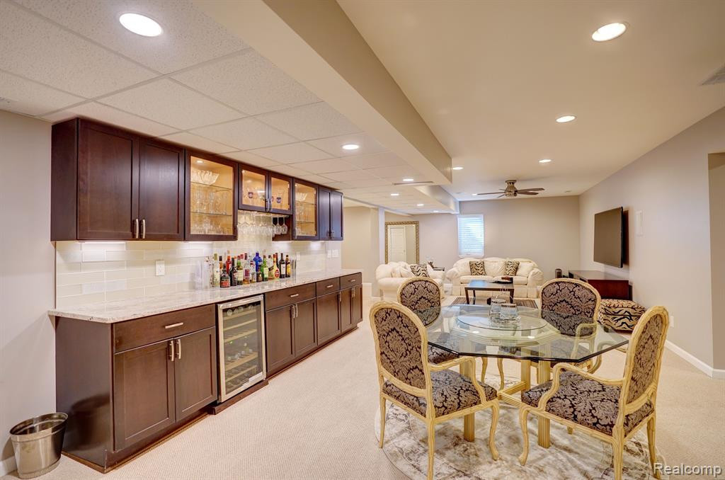 6074 TOPAZ Circle, Grand Blanc, MI 48439 — Photo 22