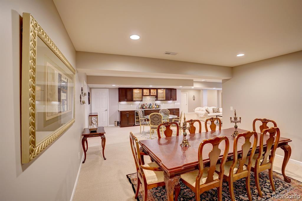 6074 TOPAZ Circle, Grand Blanc, MI 48439 — Photo 23