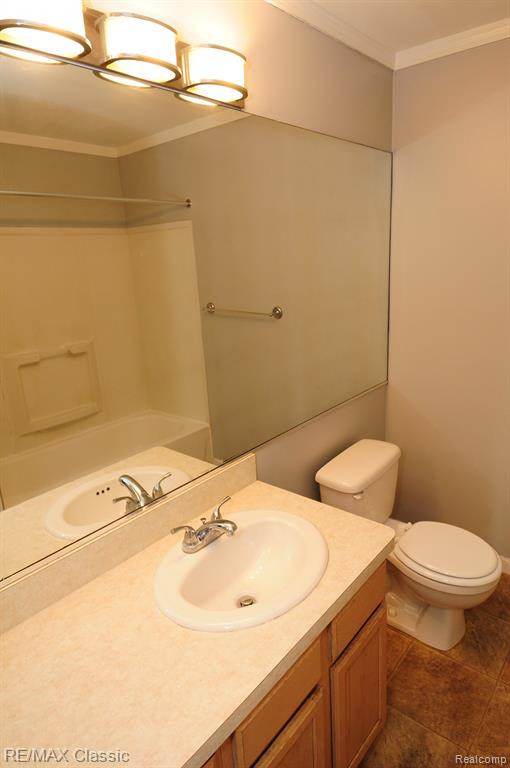 44433 SAVERY Drive, Canton, MI 48187 — Photo 9