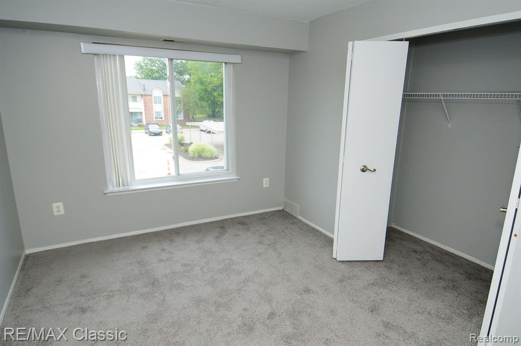 44433 SAVERY Drive, Canton, MI 48187 — Photo 10