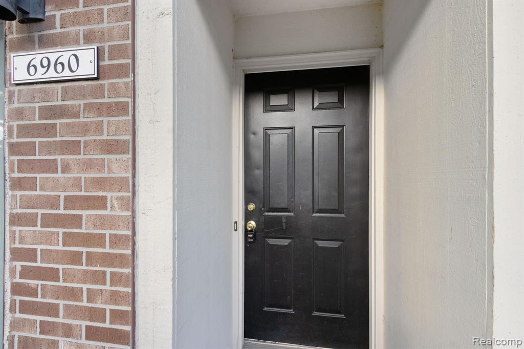 6960 FOXTHORN Drive, Canton, MI 48187 — Photo 5