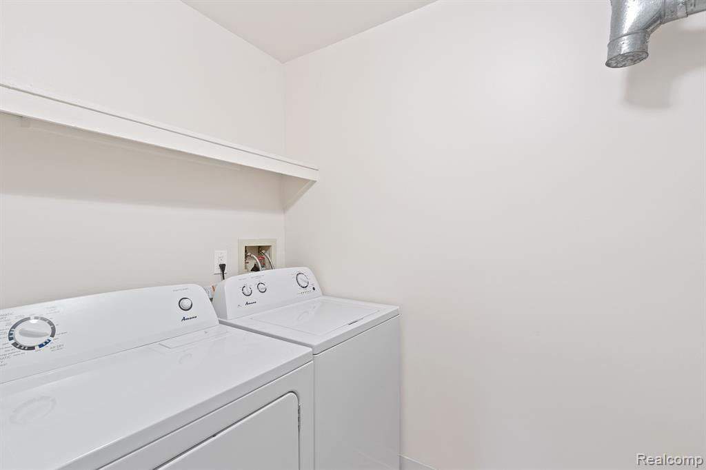 6960 FOXTHORN Drive, Canton, MI 48187 — Photo 13