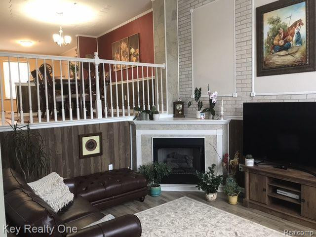 454 OLD PINE Way, 454, Walled Lake, MI 48390 — Photo 6