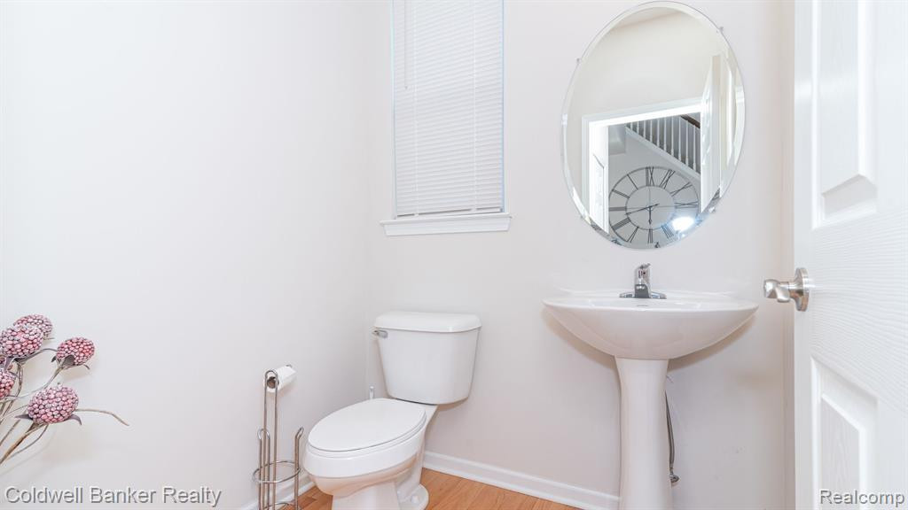 8860 LILLY Drive, Ypsilanti, MI 48197 — Photo 13