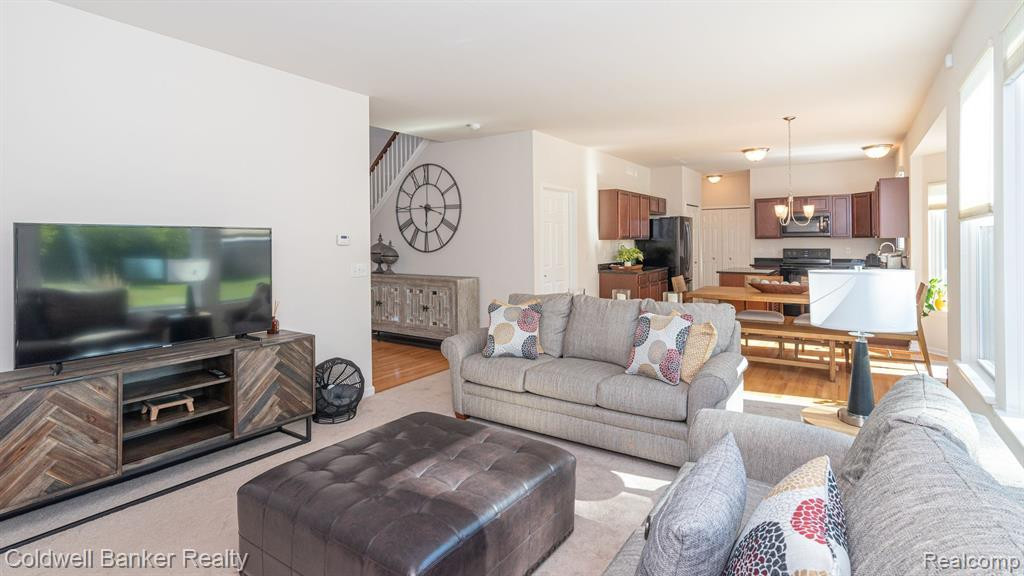 8860 LILLY Drive, Ypsilanti, MI 48197 — Photo 14