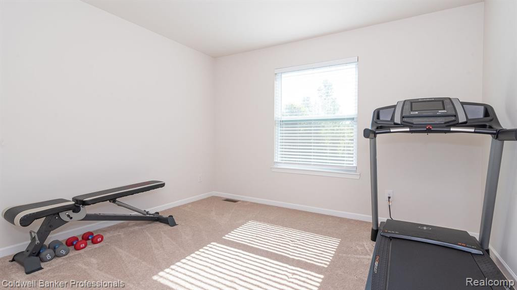 8860 LILLY Drive, Ypsilanti, MI 48197 — Photo 40