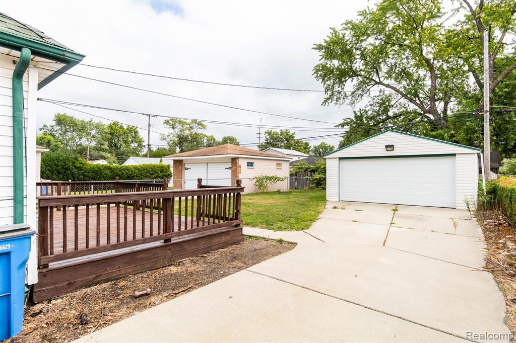 5629 KATHERINE Street, Dearborn Heights, MI 48125 — Photo 22