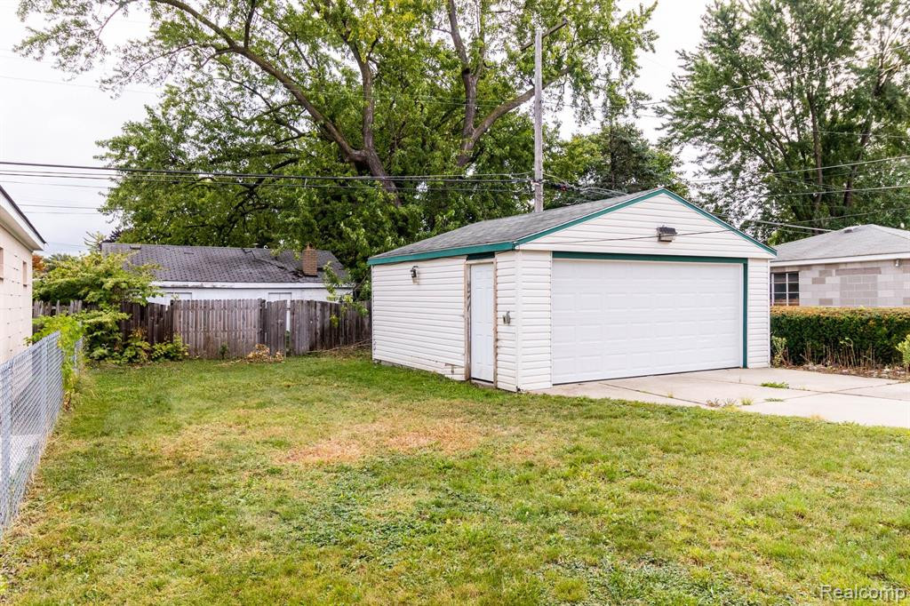 5629 KATHERINE Street, Dearborn Heights, MI 48125 — Photo 23