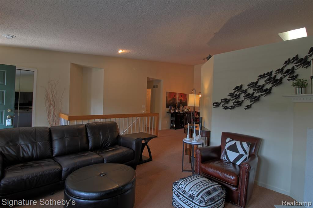 38326 WYNMAR, Farmington Hills, MI 48331 — Photo 7